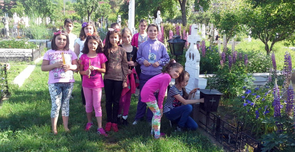 Parohia Vlădeşti